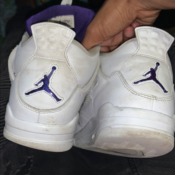Jordan 4s - Picture 3 of 3